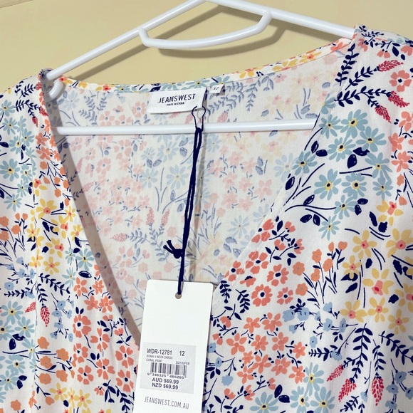 JEANSWEST | Sonia V Neck Casual/ Summer Dress | Coral Print | NWT | Size 12 - Picture 8 of 11